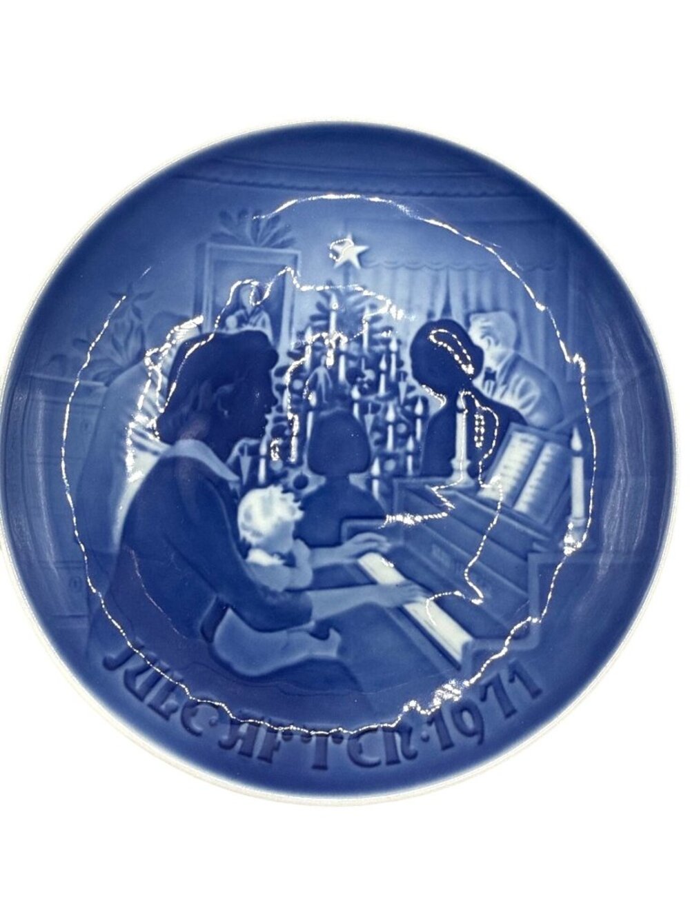Bing & Grondahl 1971 Christmas At Home Porcelain Collector Plate 7.25" Denmark